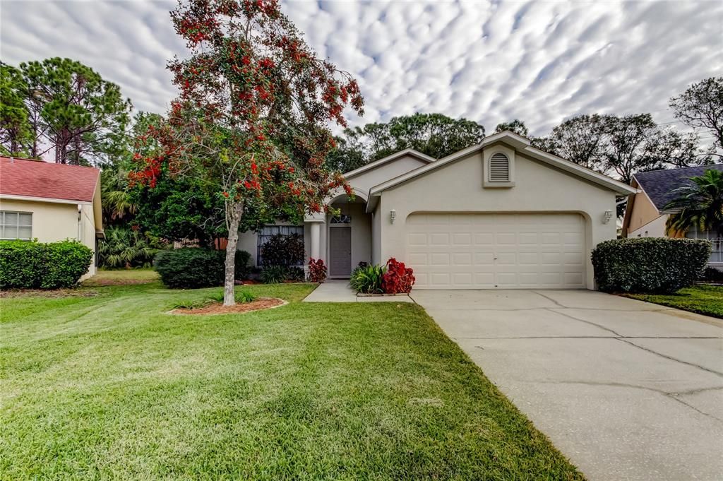 For Sale: $430,000 (3 beds, 2 baths, 1276 Square Feet)