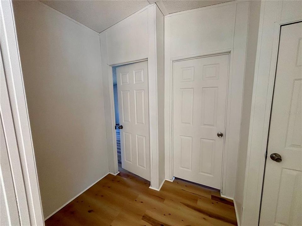 待售: $250,000 (4 贝兹, 2 浴室, 2160 平方英尺)