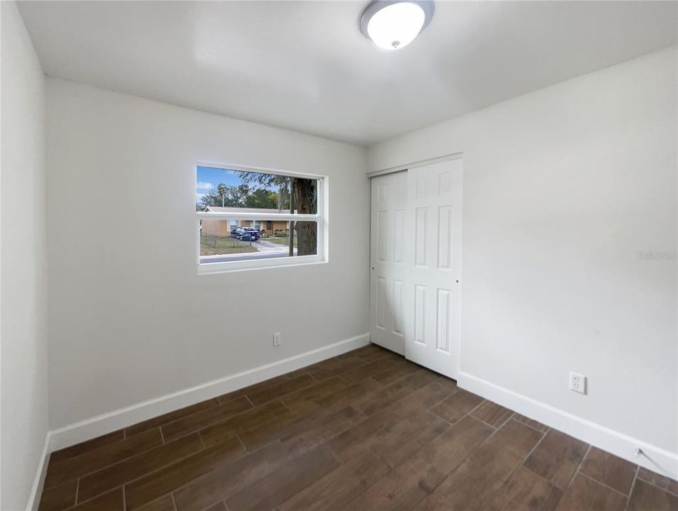 For Sale: $240,000 (3 beds, 1 baths, 936 Square Feet)