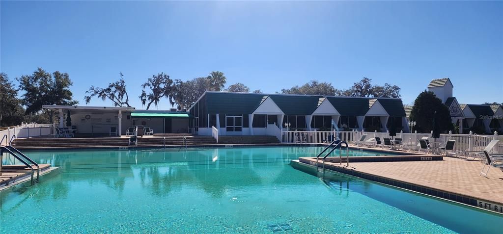 Active With Contract: $172,500 (2 beds, 2 baths, 1144 Square Feet)