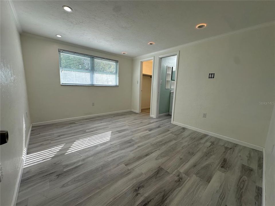 For Rent: $2,695 (3 beds, 2 baths, 1576 Square Feet)