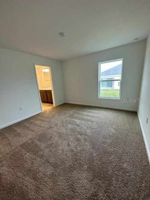 For Rent: $2,100 (3 beds, 2 baths, 1318 Square Feet)