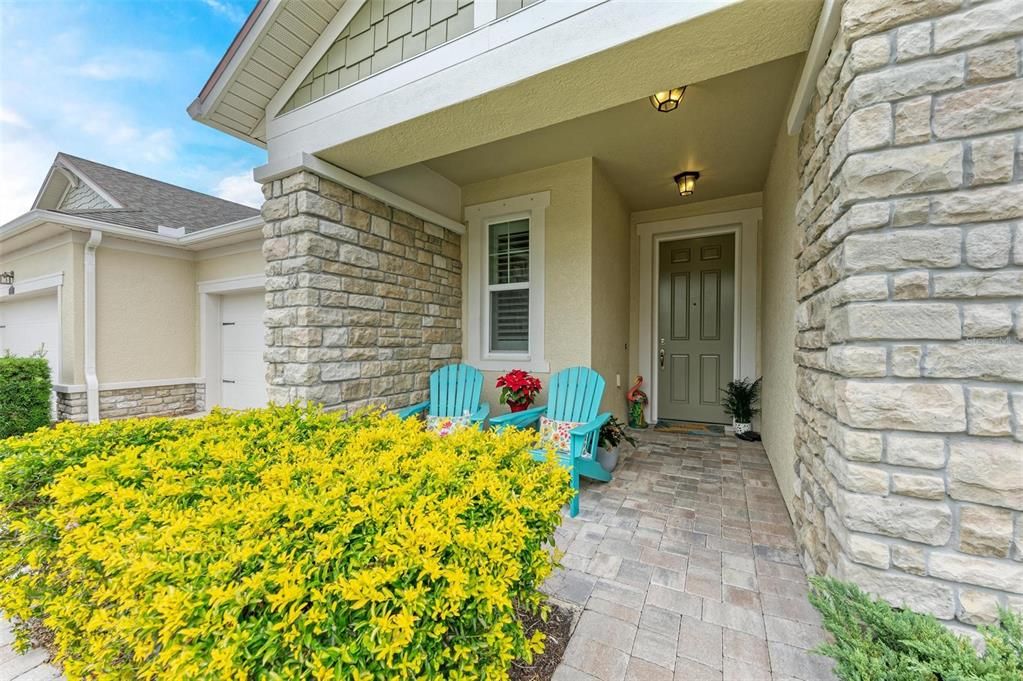 covered entry porch