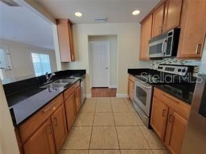 For Rent: $1,975 (3 beds, 2 baths, 1363 Square Feet)