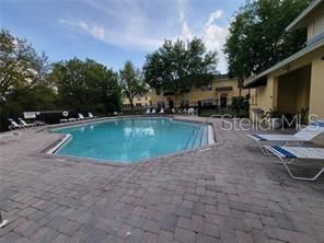 For Rent: $1,975 (3 beds, 2 baths, 1363 Square Feet)