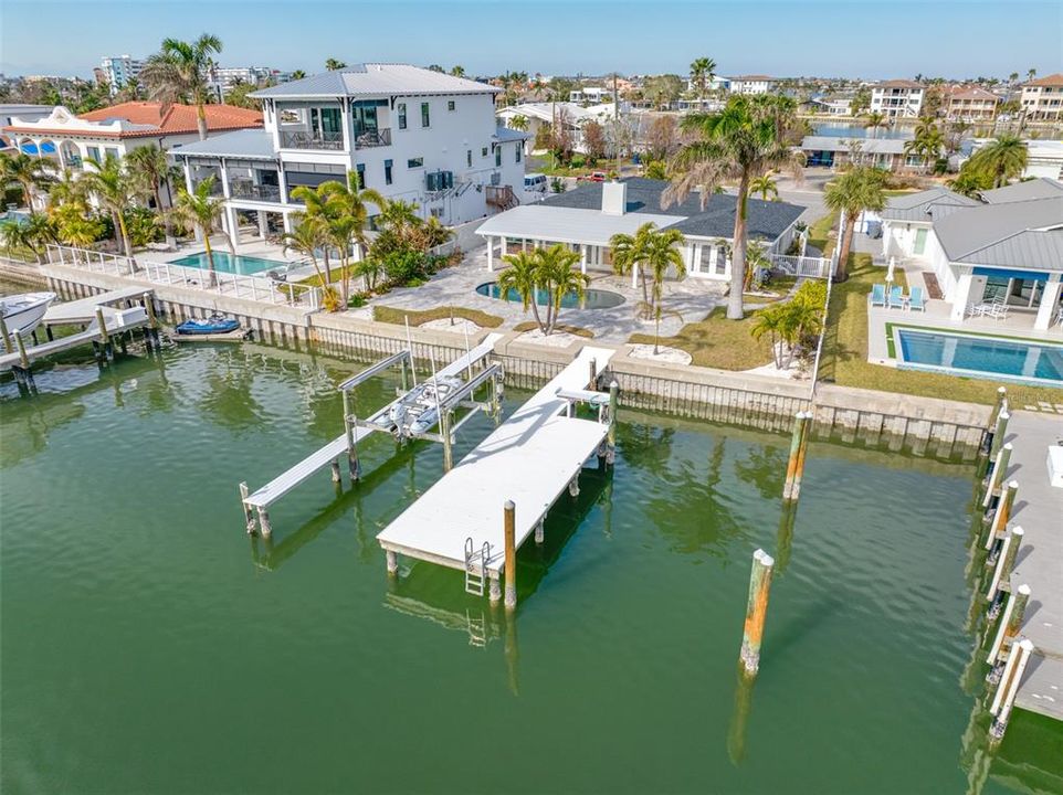 For Sale: $1,799,999 (3 beds, 2 baths, 2118 Square Feet)