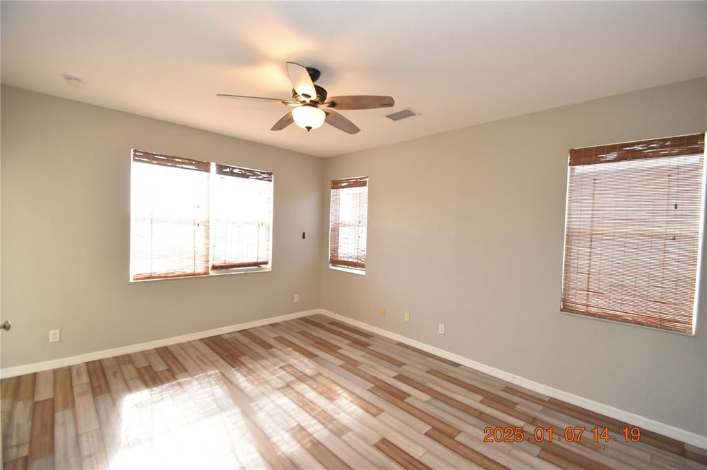 For Rent: $3,295 (4 beds, 3 baths, 3396 Square Feet)