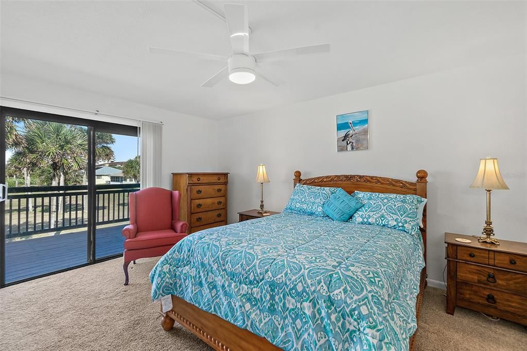 For Sale: $250,000 (2 beds, 2 baths, 1184 Square Feet)