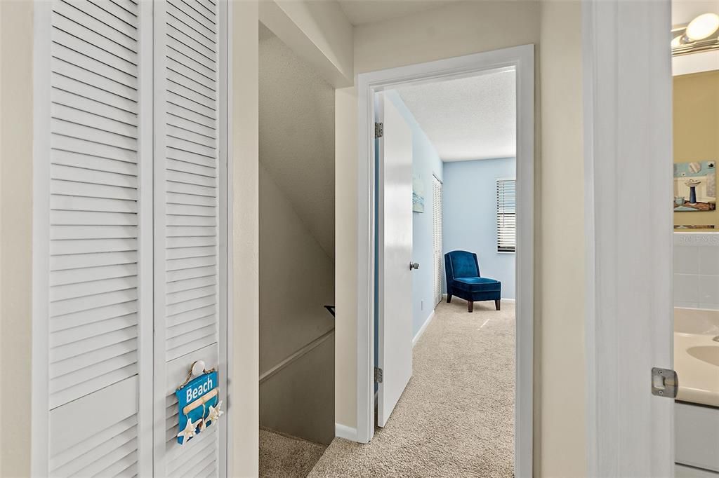 For Sale: $250,000 (2 beds, 2 baths, 1184 Square Feet)