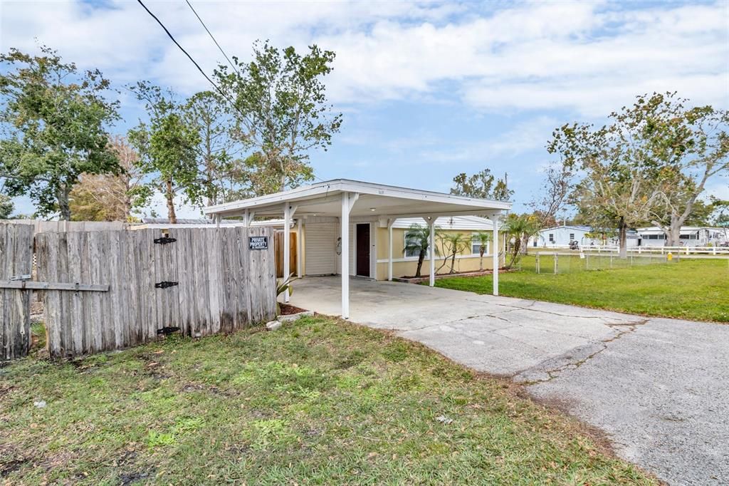 For Sale: $290,000 (3 beds, 1 baths, 1088 Square Feet)