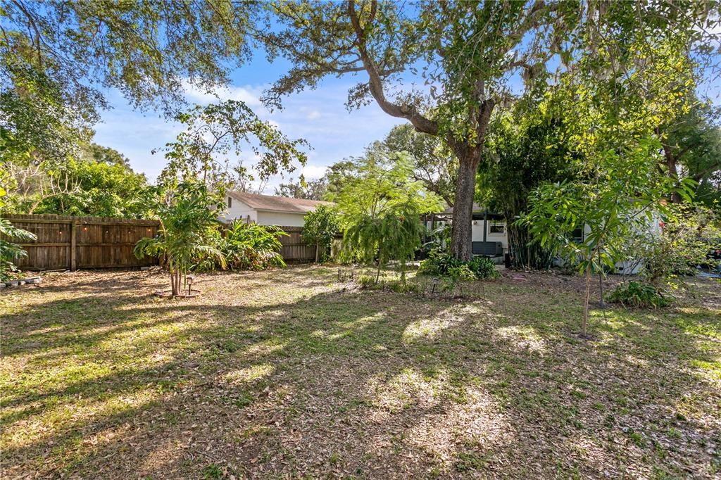 For Sale: $349,000 (3 beds, 1 baths, 1014 Square Feet)