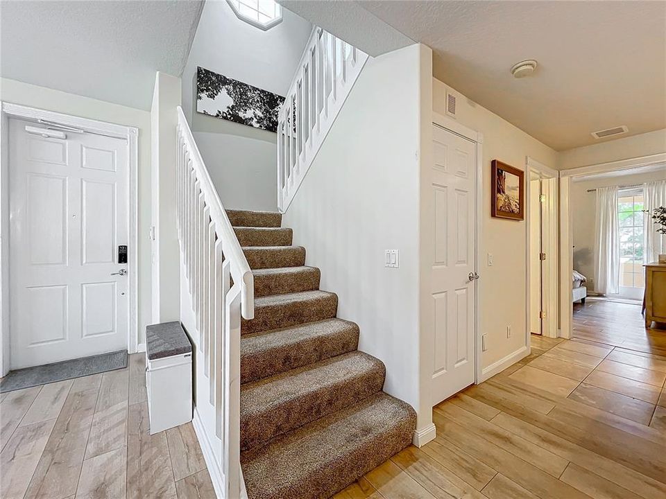 Stairway with bonus storage space