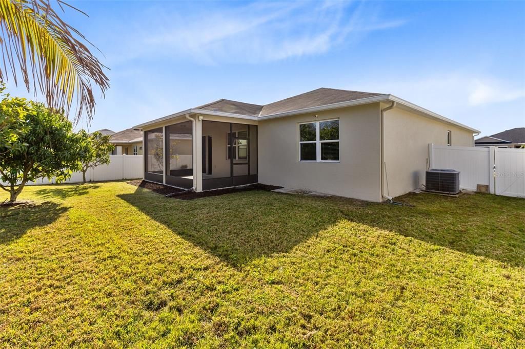 For Sale: $380,000 (4 beds, 2 baths, 1691 Square Feet)