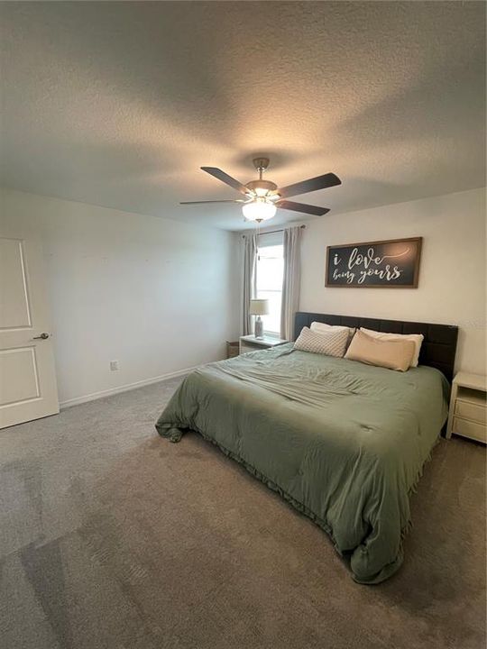 For Rent: $2,500 (4 beds, 2 baths, 1870 Square Feet)