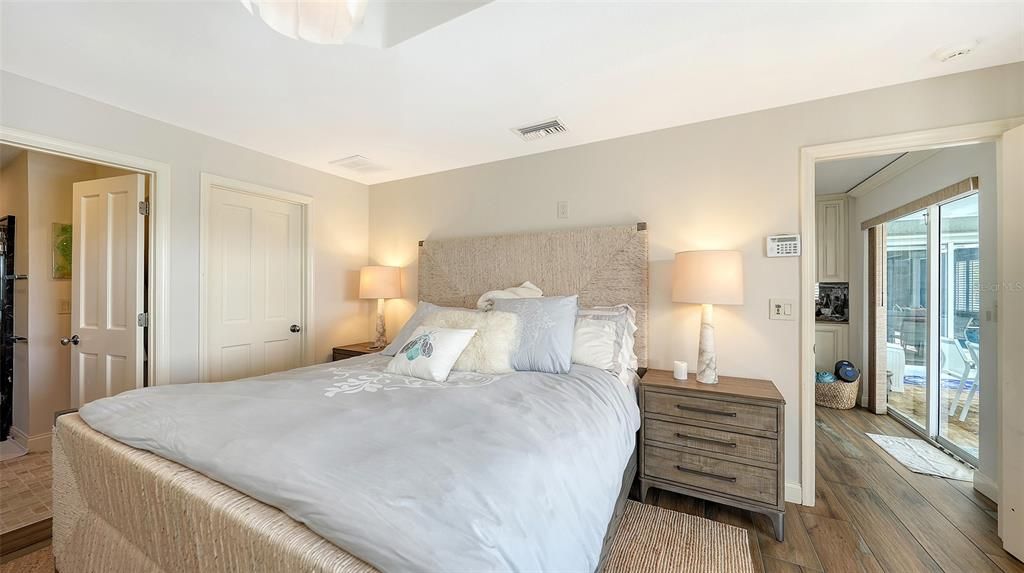 待售: $2,595,000 (3 贝兹, 2 浴室, 1729 平方英尺)