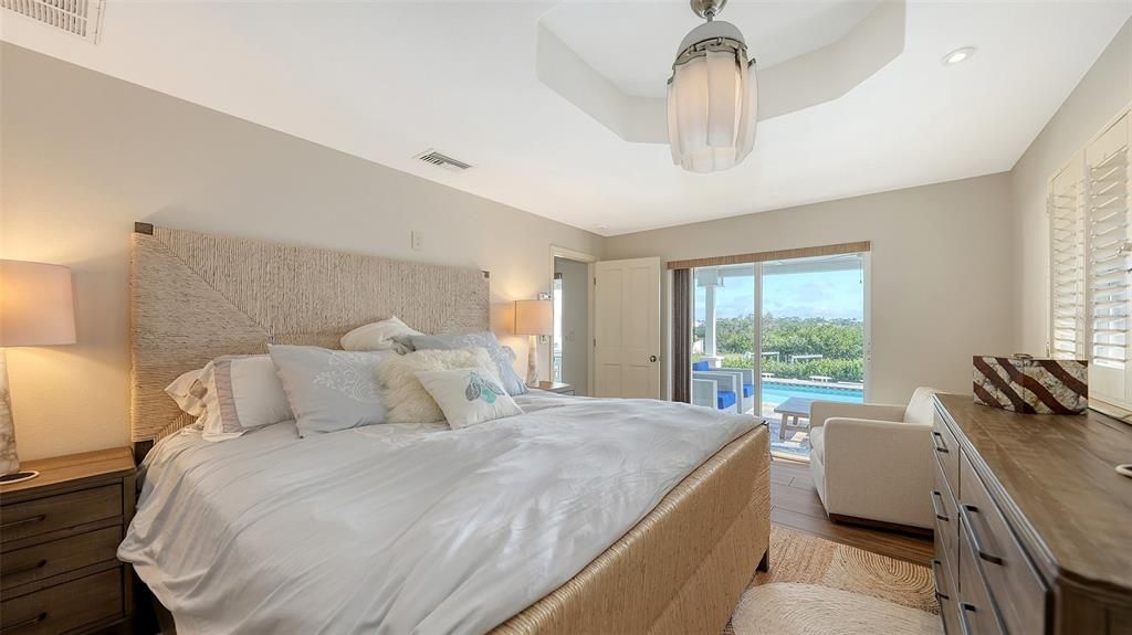 待售: $2,595,000 (3 贝兹, 2 浴室, 1729 平方英尺)