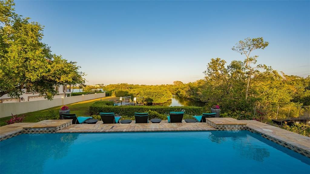 待售: $2,595,000 (3 贝兹, 2 浴室, 1729 平方英尺)