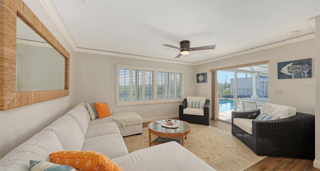 待售: $2,595,000 (3 贝兹, 2 浴室, 1729 平方英尺)