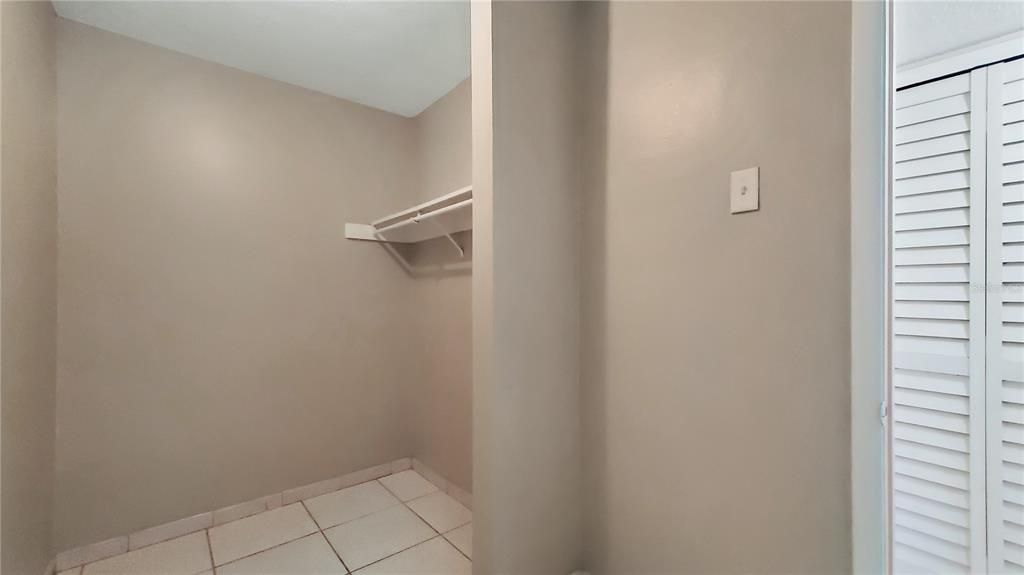 For Rent: $1,325 (1 beds, 1 baths, 777 Square Feet)