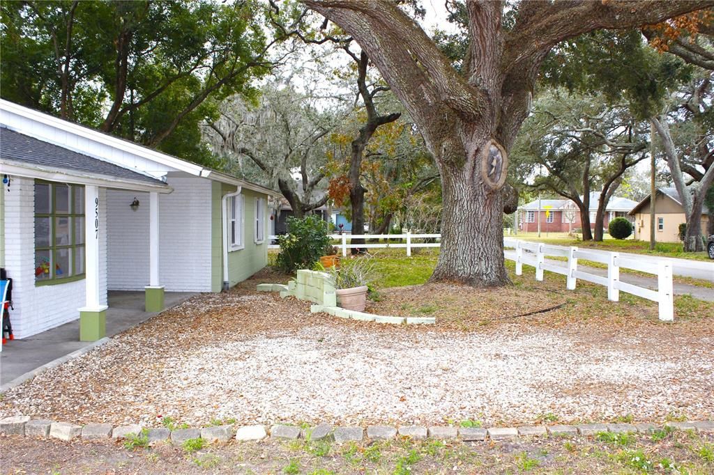 For Sale: $340,000 (3 beds, 2 baths, 1390 Square Feet)