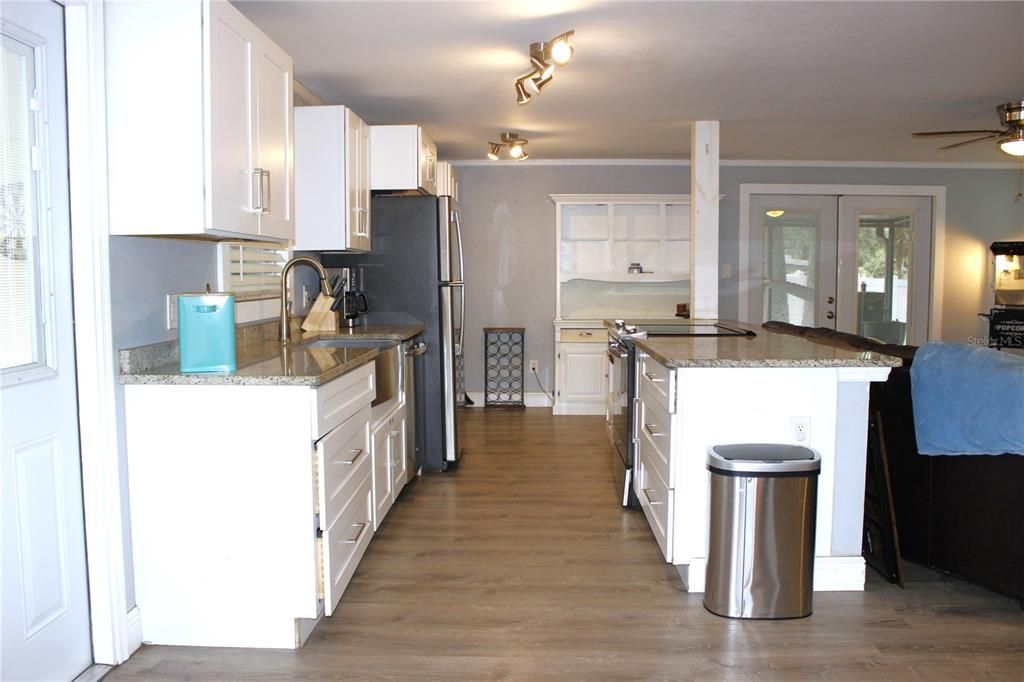 For Sale: $340,000 (3 beds, 2 baths, 1390 Square Feet)