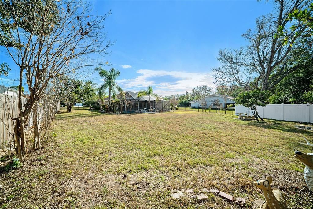 For Sale: $415,000 (3 beds, 2 baths, 1908 Square Feet)