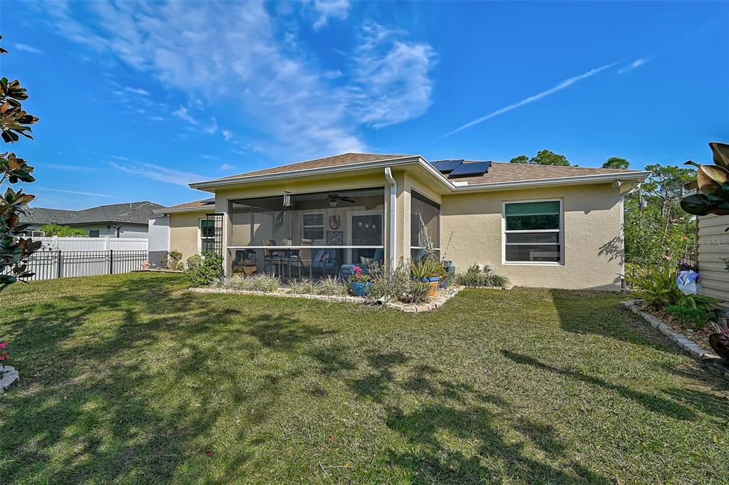 For Sale: $339,900 (3 beds, 2 baths, 1437 Square Feet)