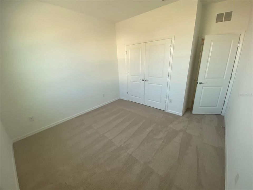 For Rent: $2,500 (3 beds, 2 baths, 1565 Square Feet)