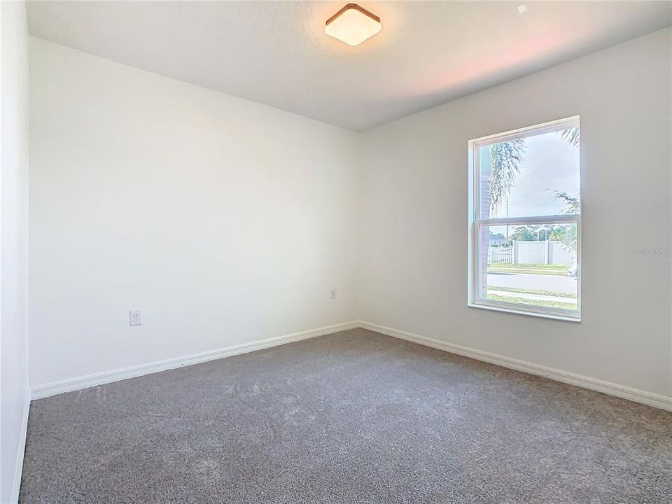 For Sale: $350,000 (3 beds, 2 baths, 1537 Square Feet)