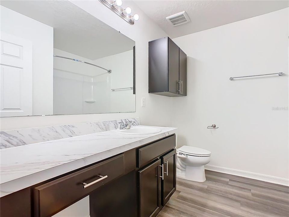 For Sale: $350,000 (3 beds, 2 baths, 1537 Square Feet)