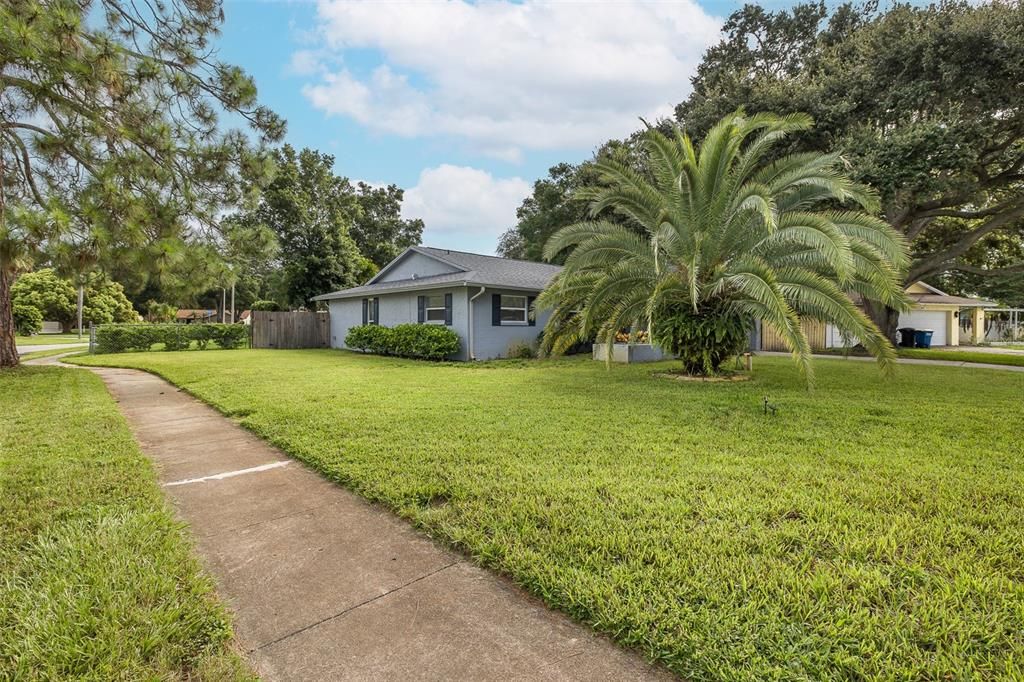 For Sale: $529,900 (3 beds, 2 baths, 1580 Square Feet)