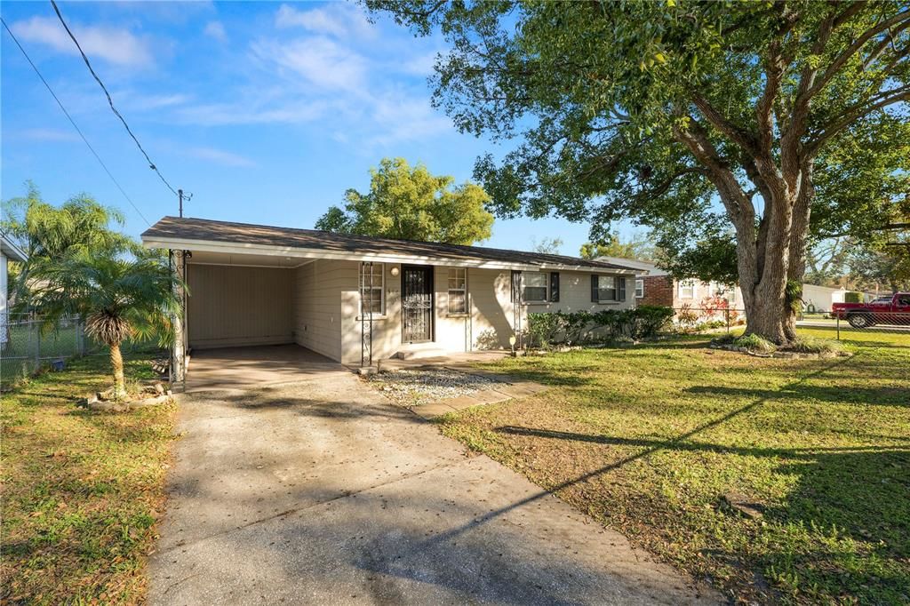 For Sale: $335,000 (4 beds, 2 baths, 2099 Square Feet)