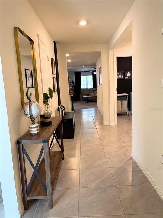 En Venta: $399,800 (4 camas, 2 baños, 1768 Pies cuadrados)