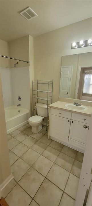 For Rent: $1,585 (1 beds, 1 baths, 660 Square Feet)