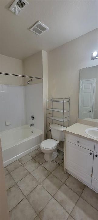 For Rent: $1,585 (1 beds, 1 baths, 660 Square Feet)