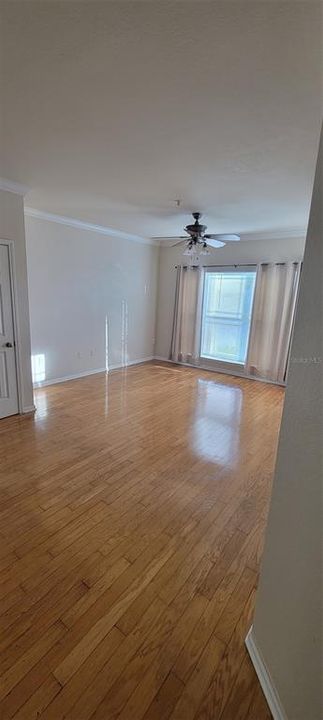 For Rent: $1,585 (1 beds, 1 baths, 660 Square Feet)