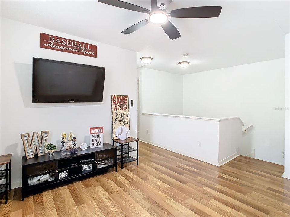 For Sale: $335,000 (3 beds, 2 baths, 1755 Square Feet)