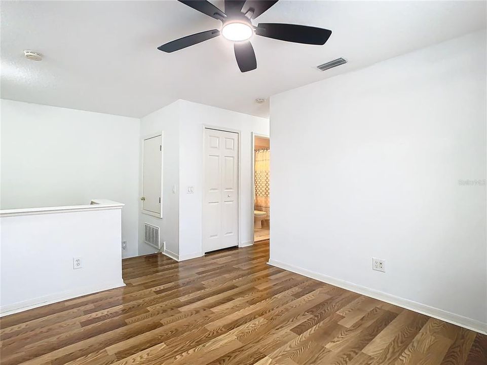 For Sale: $335,000 (3 beds, 2 baths, 1755 Square Feet)