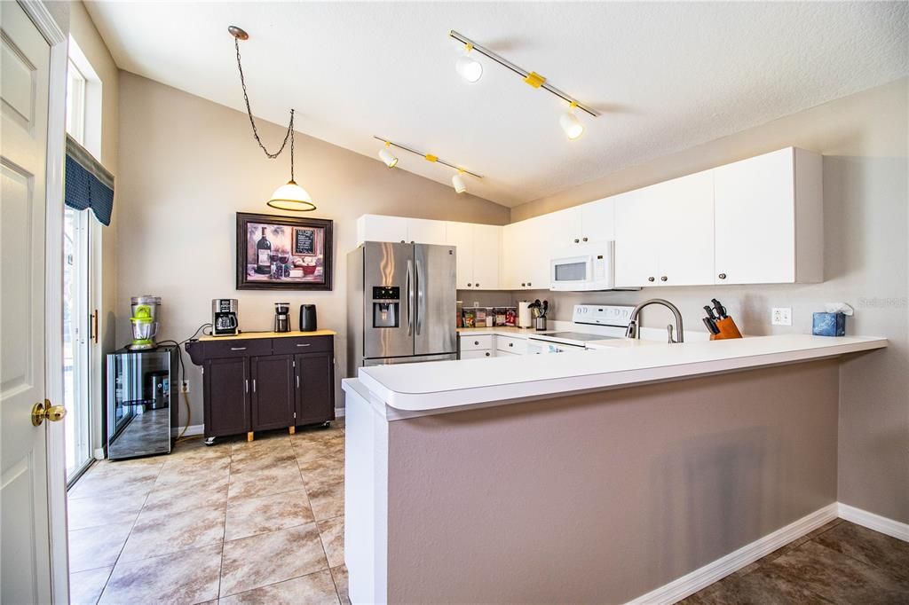 For Sale: $339,900 (3 beds, 2 baths, 1500 Square Feet)