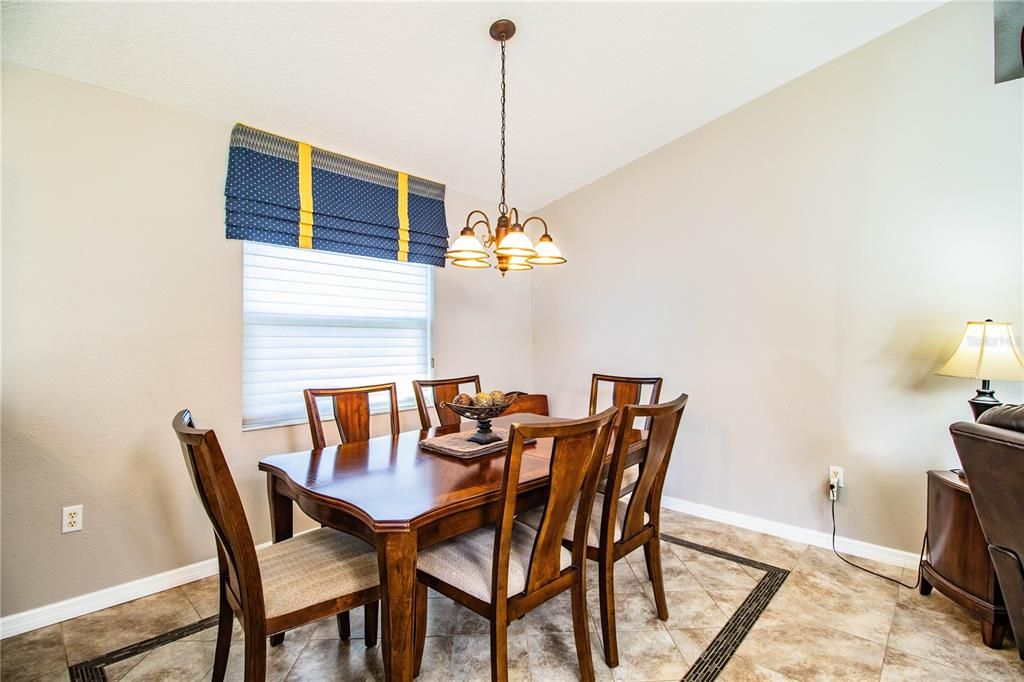 For Sale: $339,900 (3 beds, 2 baths, 1500 Square Feet)