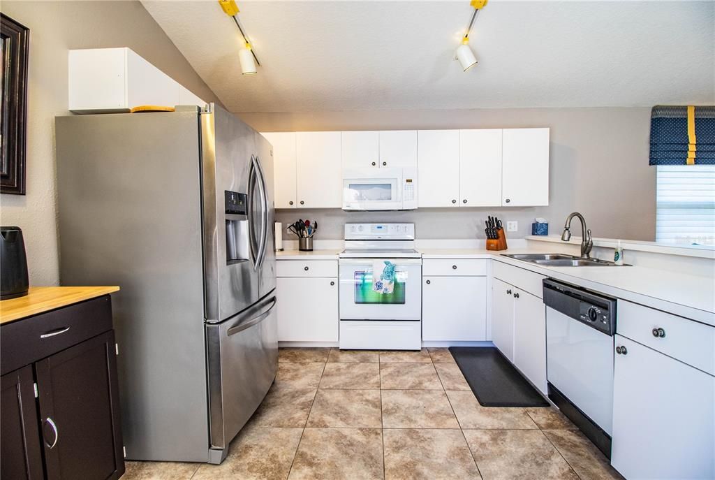 For Sale: $339,900 (3 beds, 2 baths, 1500 Square Feet)