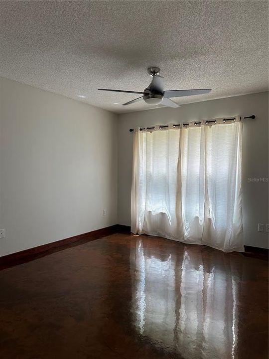 For Rent: $2,275 (3 beds, 2 baths, 1232 Square Feet)