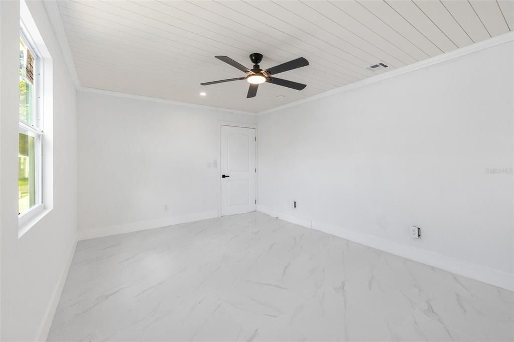 For Sale: $314,000 (3 beds, 2 baths, 1534 Square Feet)