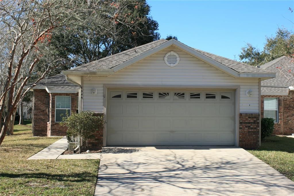 For Sale: $325,000 (3 beds, 2 baths, 1380 Square Feet)