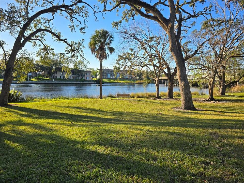 For Sale: $685,000 (3 beds, 2 baths, 1643 Square Feet)