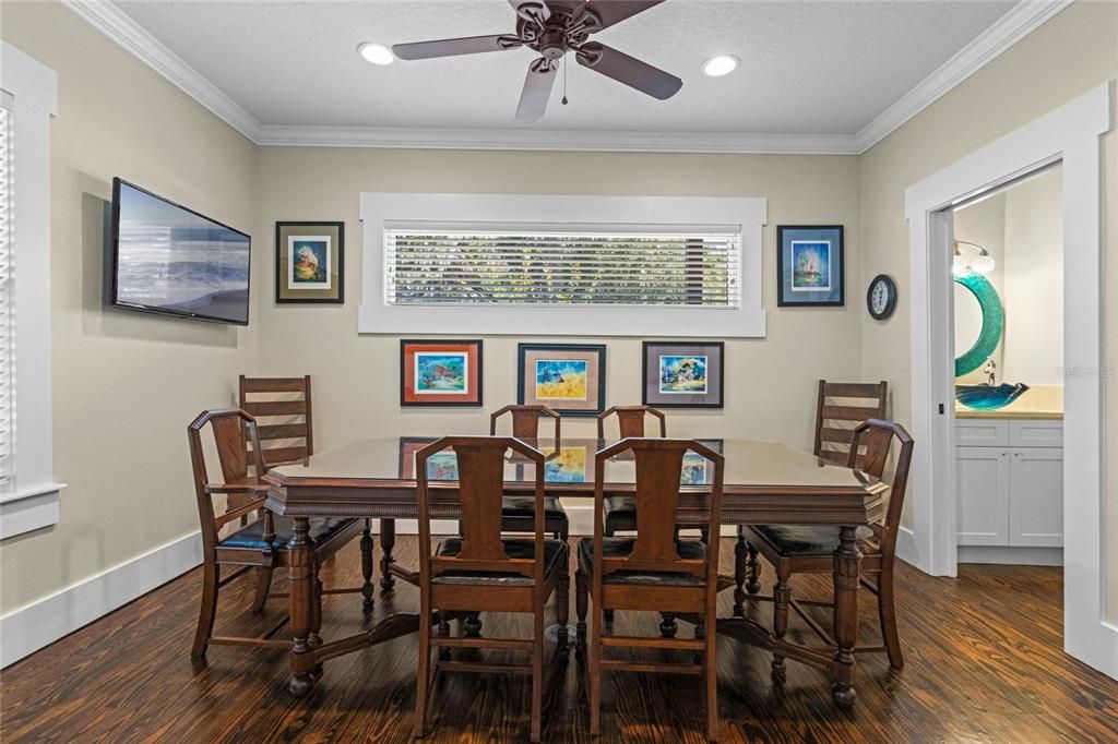 待售: $2,299,000 (6 贝兹, 4 浴室, 4229 平方英尺)