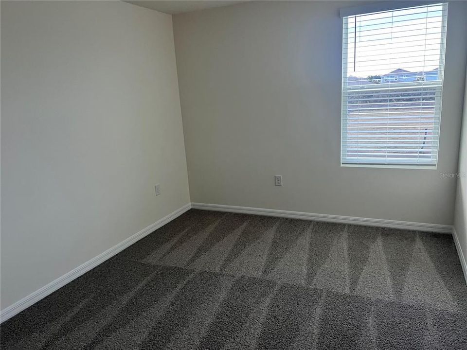 For Rent: $2,300 (3 beds, 2 baths, 1553 Square Feet)