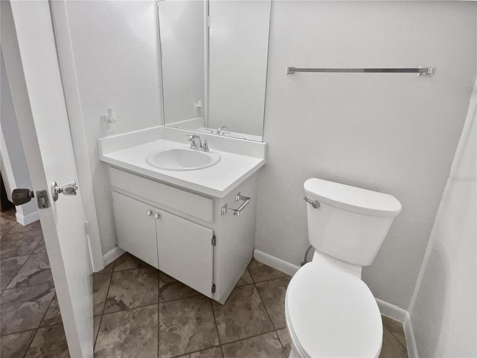 For Sale: $176,000 (2 beds, 1 baths, 1152 Square Feet)