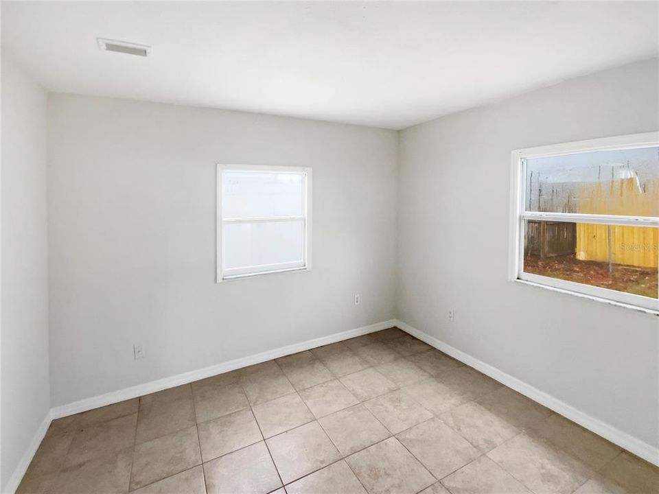 For Sale: $237,000 (3 beds, 1 baths, 1284 Square Feet)