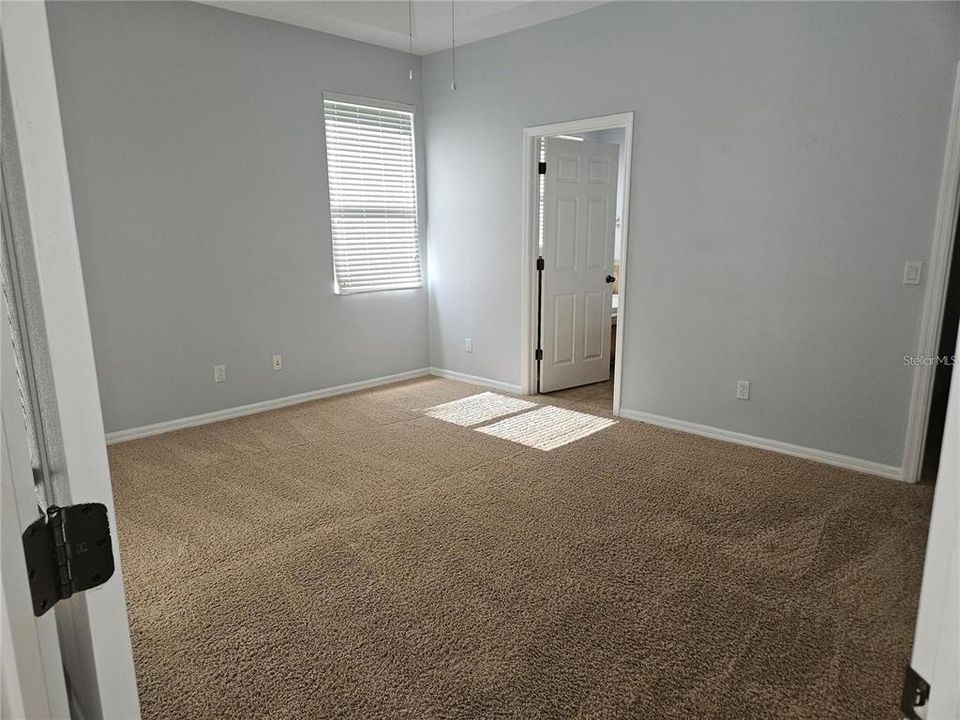 For Rent: $2,300 (3 beds, 2 baths, 1588 Square Feet)